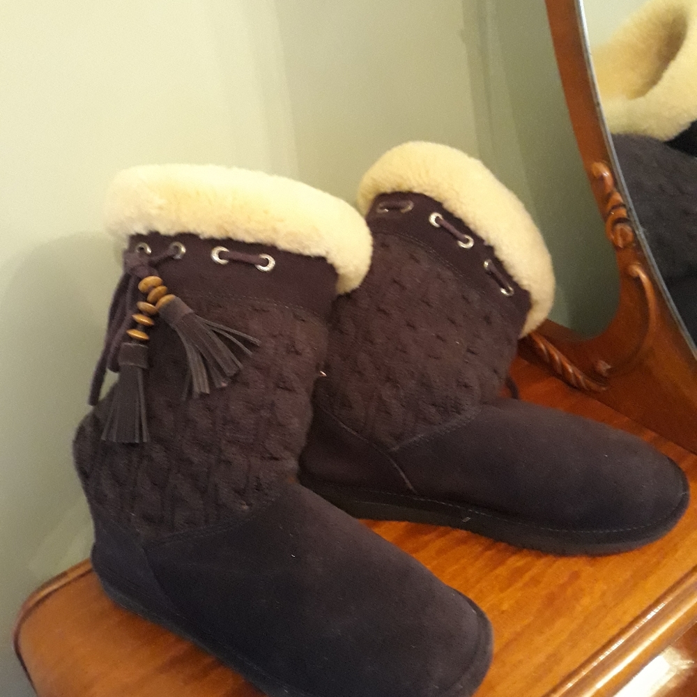 Bearpaw Sherling Muk LUKS Boots